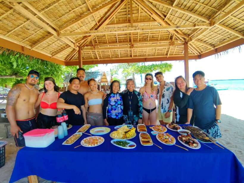 Palawan: Honda Bay Island Hopping Cruise - What a Honda Bay day really offers