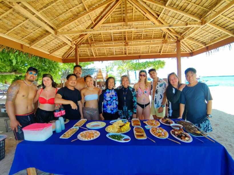 Palawan: Honda Bay Island Hopping Cruise - Cowrie Island for beach time and water play