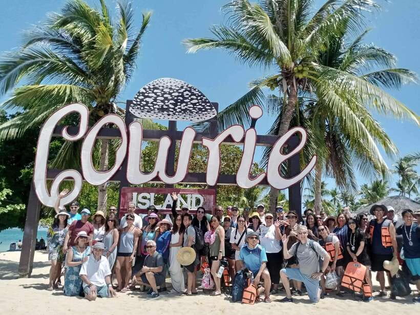 Palawan: Honda Bay Island Hopping Cruise - The morning pickup and shared ride