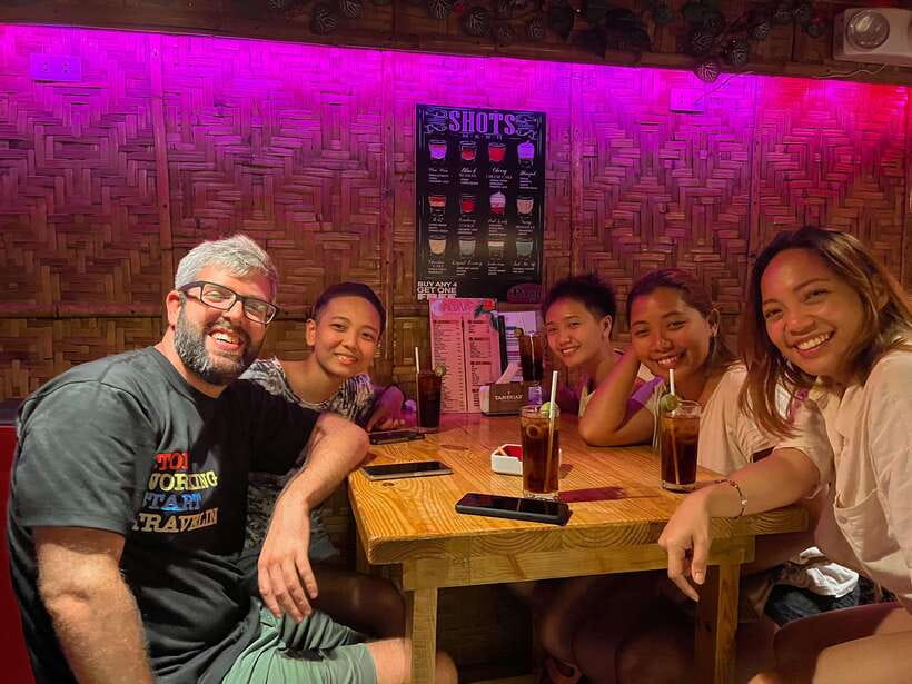 Panglao Bohol Island: Alona Beach Pub Crawl with Drinks - Who should book this four-hour night out