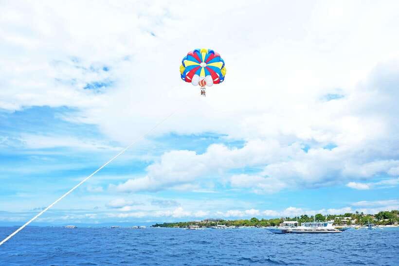 Panglao: Solo or Tandem Parasailing Experience near Alona - Solo or tandem: which option suits you?