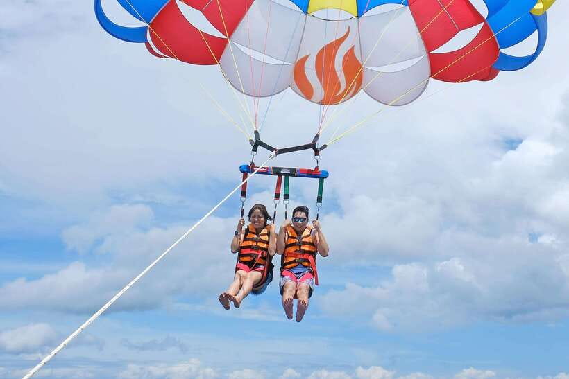 Panglao: Solo or Tandem Parasailing Experience near Alona - Safety, health, and comfort