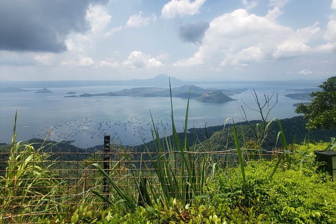 PanoramicTagaytay Ridge Tour from Manila - People’s Park in the Sky and the Taal view