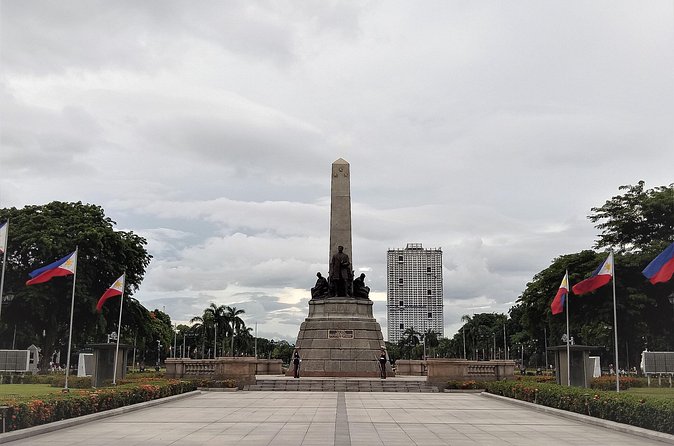 Private Half-Day Makati (Old Manila) with Intramuros - Fort Santiago and the hardest history