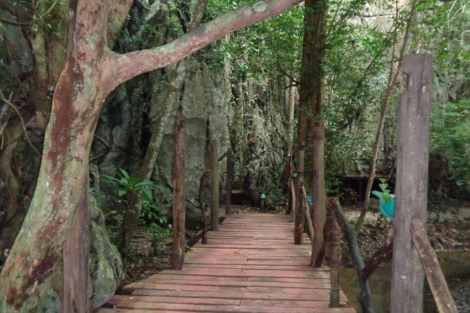 Private Puerto Princesa Underground River, Ugong Cave & zipline - Morning pickup and the road to Sabang