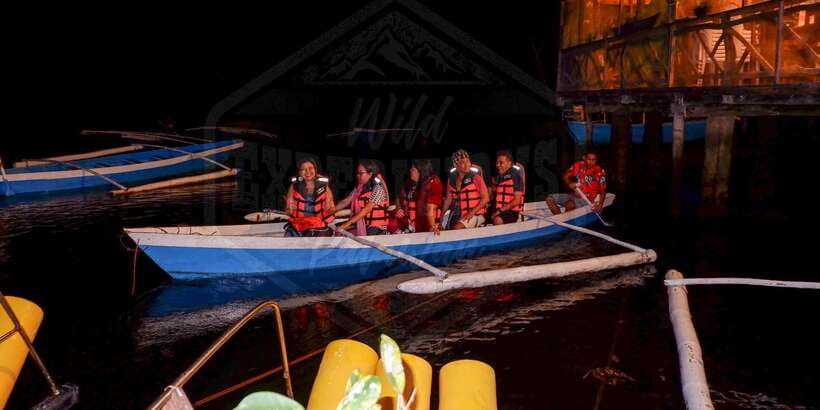 Puerto Princesa: Firefly Watching Paddle Boat Tour & Dinner - The paddle boat and the firefly river