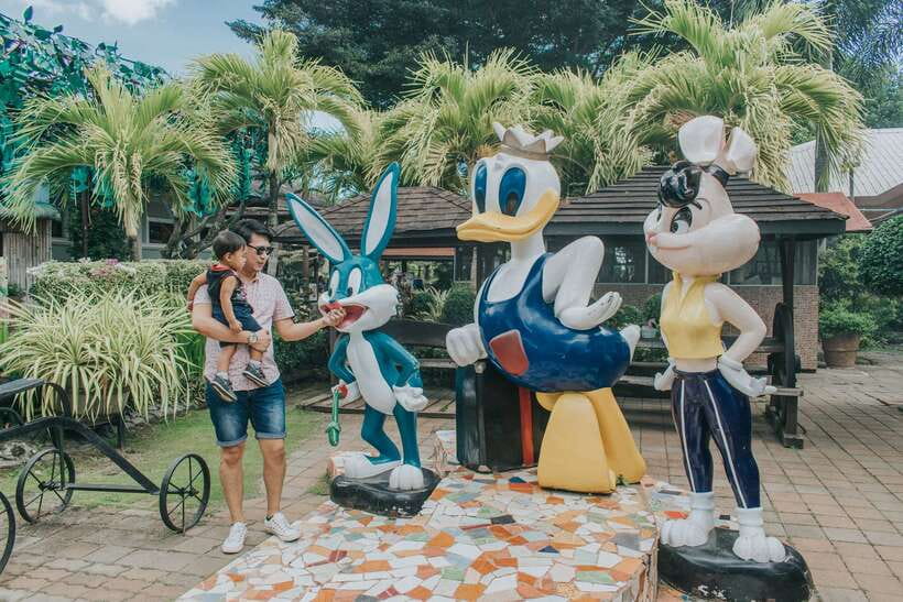 Puerto Princesa: Half-Day City Tour with Optional Massage - Puerto Princesa Baywalk and the rhythm of local life