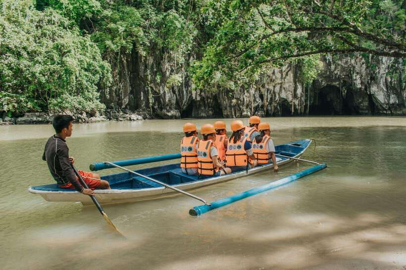 Puerto Princesa in 4 days: Tours package with optional hotel - Choosing tours only or the hotel package
