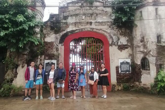Puerto Princesa Palawan City Tour - Puerto Princesa Baywalk: Food, Bikes, and an Easy Start