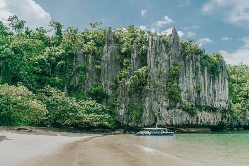 Puerto Princesa: Private Full-Day Tour To Underground River - From Sabang Wharf to the cave entrance