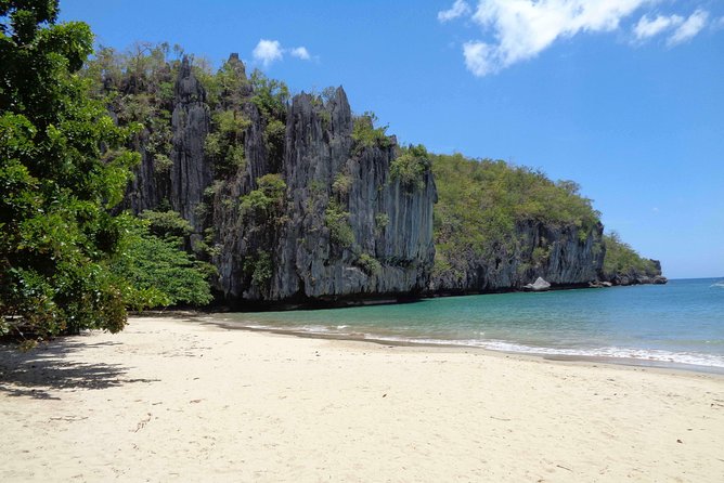 Puerto Princesa Underground river excursion tour UNESCO - The 90-minute drive from Puerto Princesa
