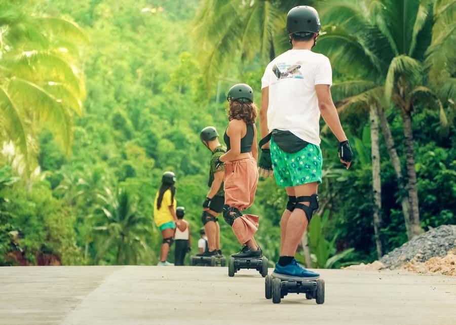 Siargao : Morning 1 Hour Guided Electric Skate Experience - The first 10 minutes of guided riding