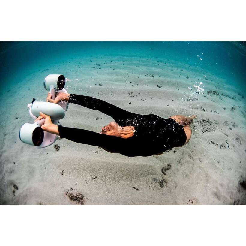 Siargao Seascooter: Experience Flying Underwater - The short tutorial before you enter the water