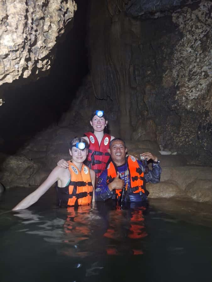 Siquijor: Siquijor Island Tour Cambugahay Falls Private - Sambulawan Underground River in Lazi