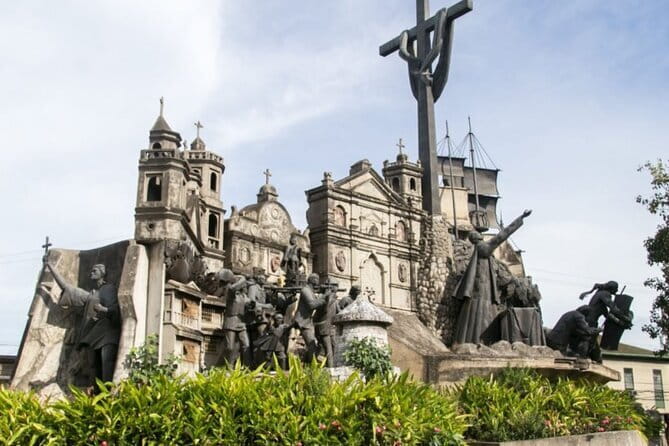 Small Group Cebu City And Uphill Mountain Tour - Sirao Garden starts the day with flowers and hills