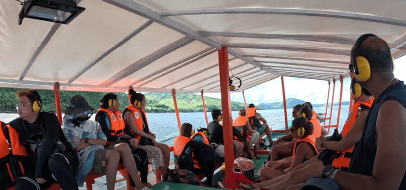 Sohoton Cove: Swim with Jellyfish & Explore Hidden Lagoons - Organization, group size, and what to pack