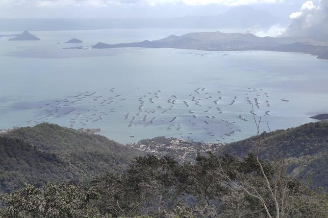 Taal Volcano Experience: Scenic Countryside and Volcano Tour - Talisay market and the Filipino food stops