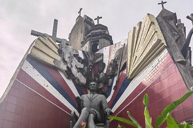 The Original Cebu City Historical and Food Walking Tour - Carbon Market: where the food part feels most local