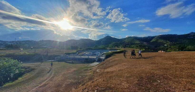 Trekking to see the beautiful view of Cebu City - What happens at the view deck