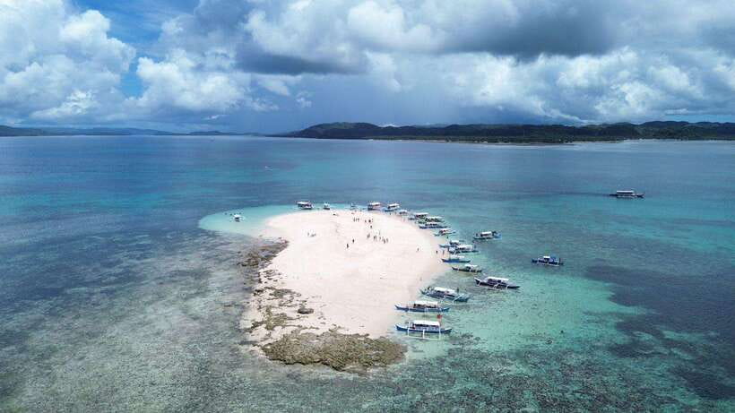Tri island tour: Naked Island, Daku Island and Guyman Island - Naked Island, where the simplicity is the point